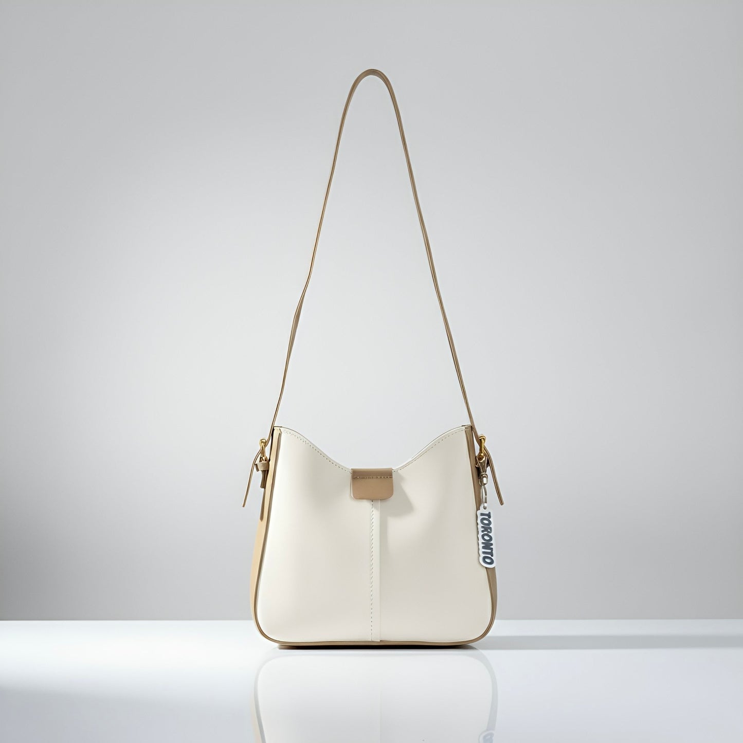 Customizable Name Tag Bag Charm – Personalized Keychain for Travel Lovers