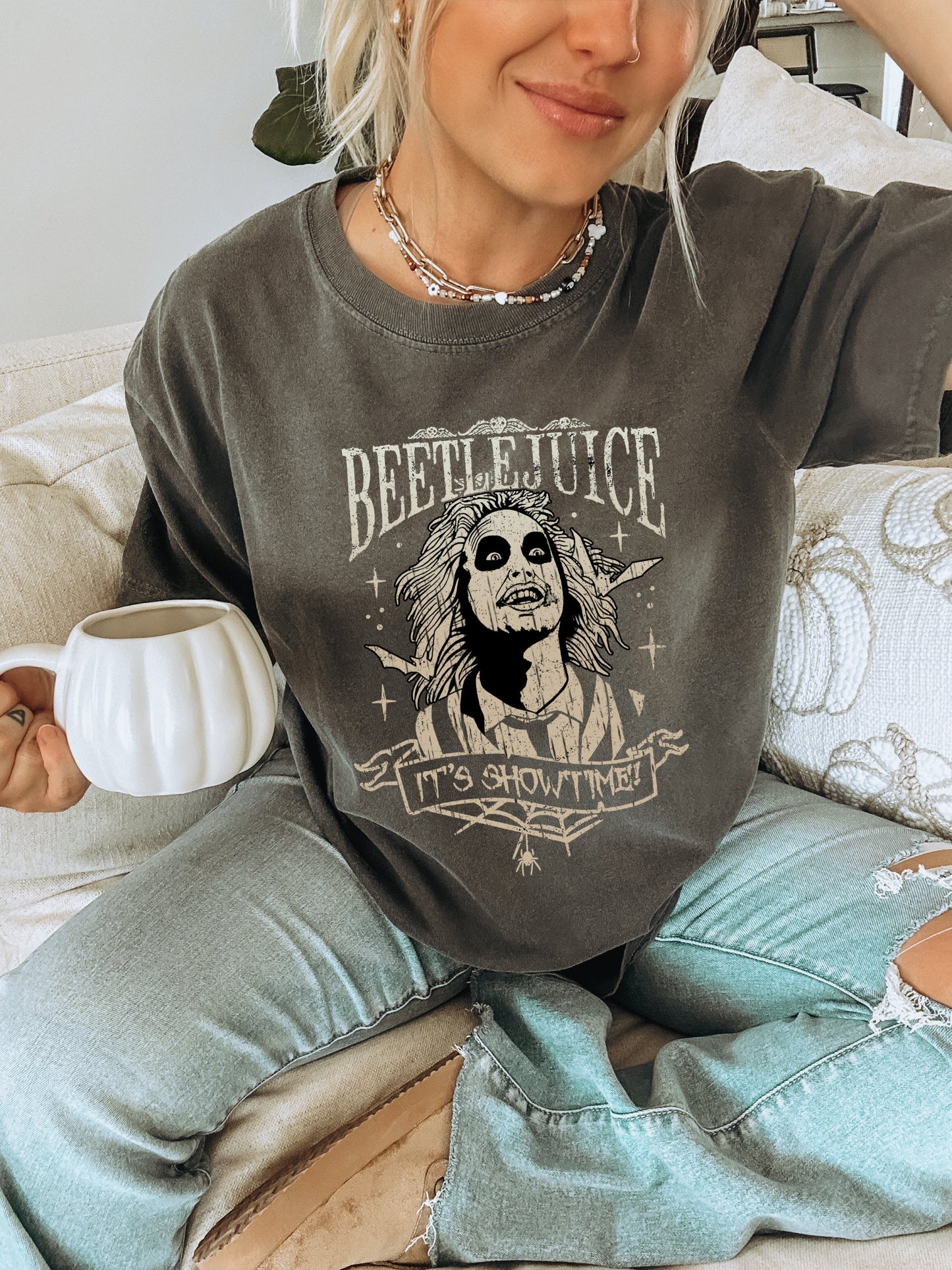 BEETLEJUICE, It’s Showtime-0