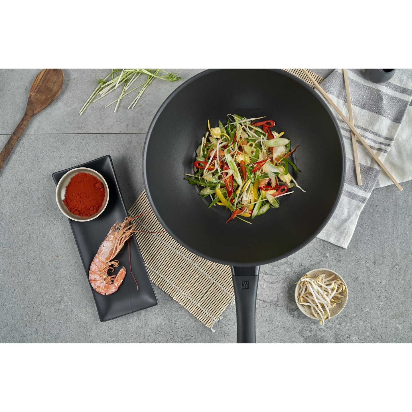 ZWILLING Marquina 30 cm / 12 inch Aluminum Wok-1