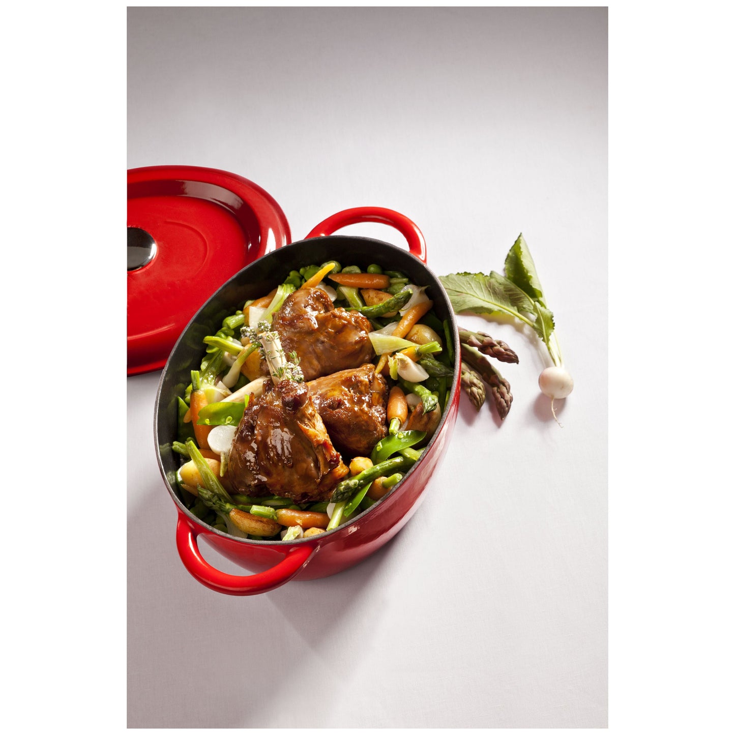 HENCKELS 4.4 L Cast Iron Oval French Oven, Red-2