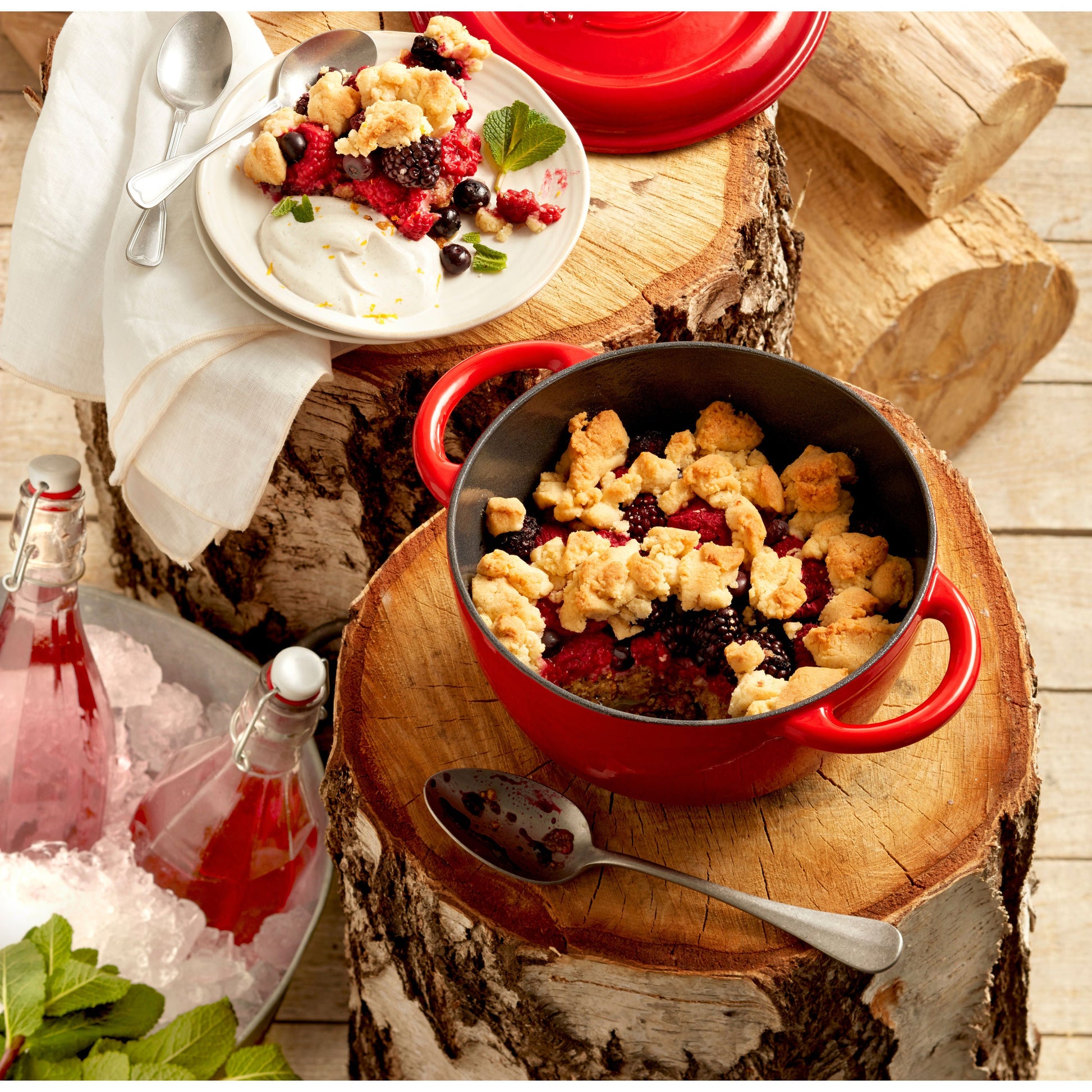 HENCKELS Cast Iron 5.2 L Cast Iron Round French Oven, Red-2