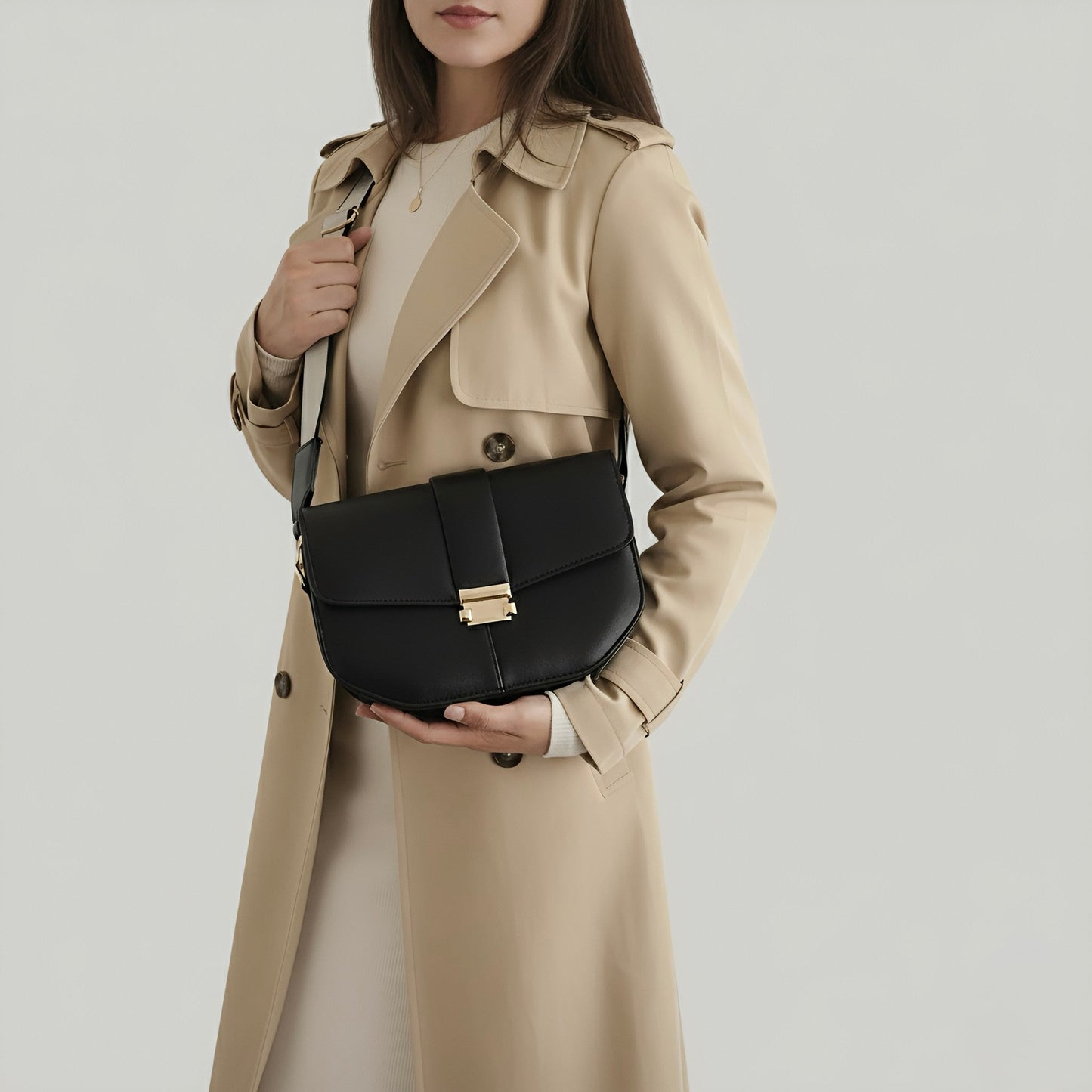 MIRA - Versatile Leather Crossbody Bag with Adjustable Strap and Multiple Compartments