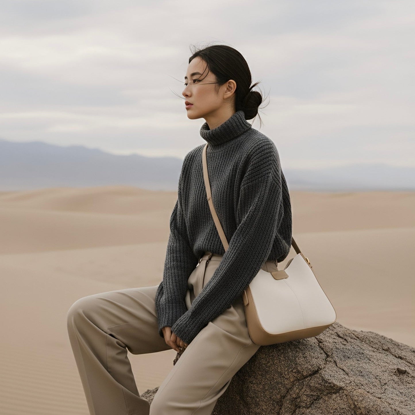 Liora Adjustable Strap Crossbody – Everyday Chic