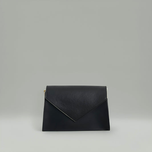 SOHO - Elegant Leather Envelope Crossbody Bag – Classic Black & Terracotta Brown