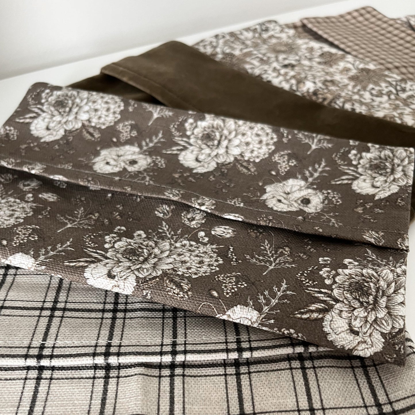 Fabric Tissue Holder | Ronan