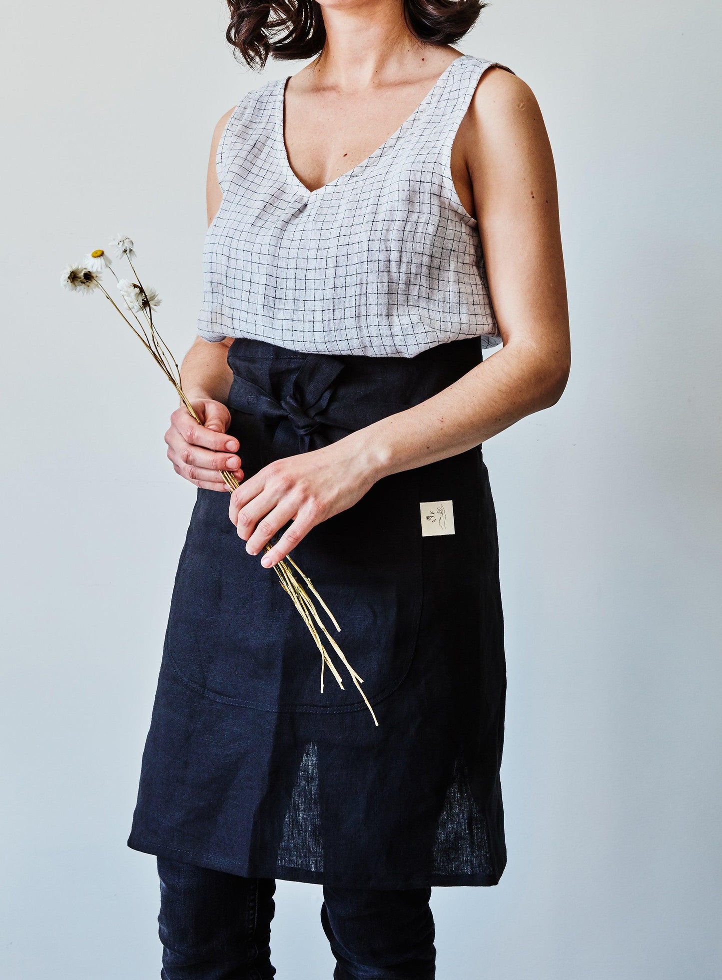 Half Linen Apron - Black